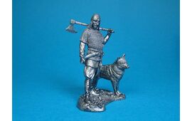 Вождь Викингов с собакой, X век оловянная миниатюра