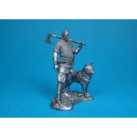 Викинг с собакой, X век оловянная миниатюра