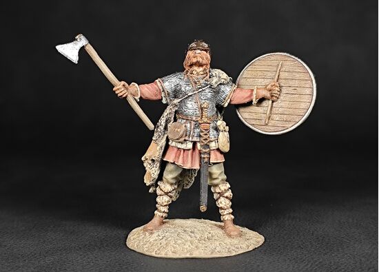 Викинг из воинов Волки Одина, IX-X века в росписи