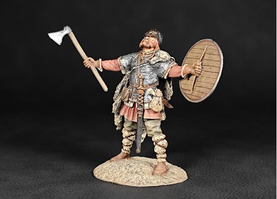 Викинг из воинов Волки Одина, IX-X века в росписи