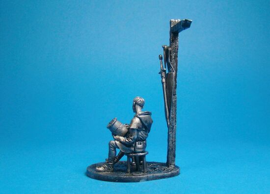 Оруженосец и его собака, XIII век