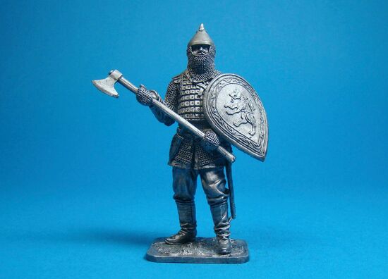 Русичь воин с топором, XIV век