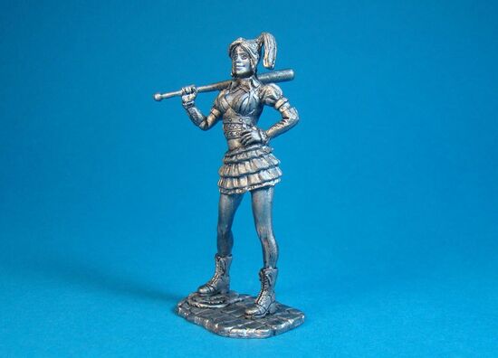 Суперзлодейка Харли Квинн