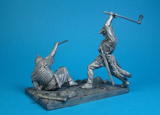 Викинг против знатного русича, I X-X век.