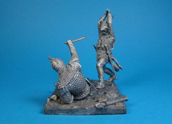 Викинг против знатного русича, I X-X век.