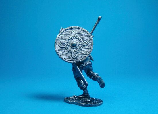 Викинг с бродексом, IX-X века