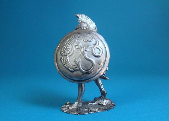 Греческий гоплит в бою, V век до н.э.