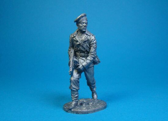 Краснофлотец с пистолетом-пулемётом Томпсон, СССР 1941-1943 года