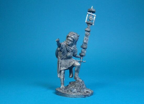 Римский Сигнифер XIX-го легиона, битва в Тевтобургском Лесу