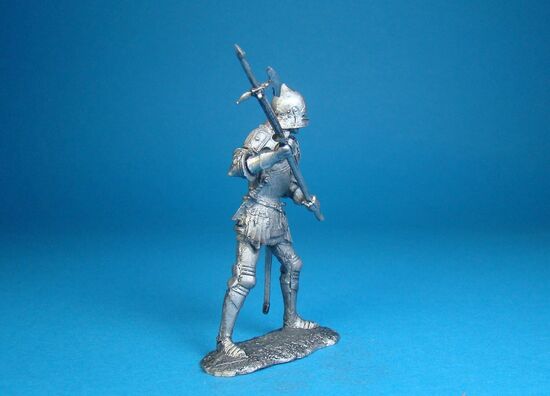 Английский воин в латных доспехах оловянная миниатюра
