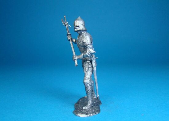 Английский воин в латных доспехах оловянная миниатюра