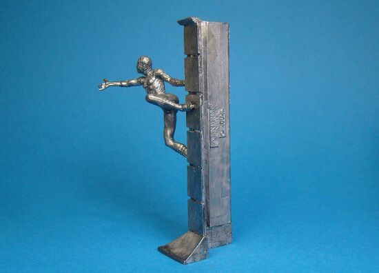 Человек-паук оловянная миниатюра