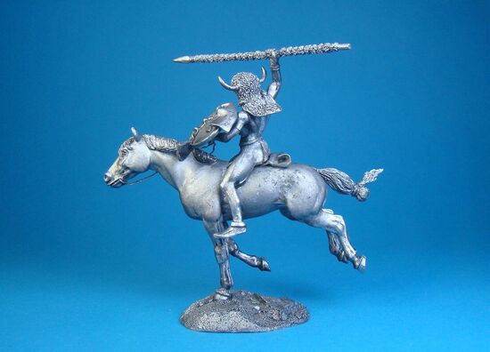 Индеец племени Сиу на тропе войны