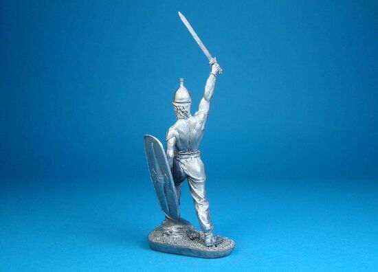 Кельтский воин, I век н.э. оловянная миниатюра