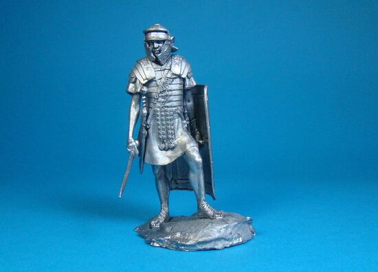 Легионер I-го легиона Минервы, I век н.э.