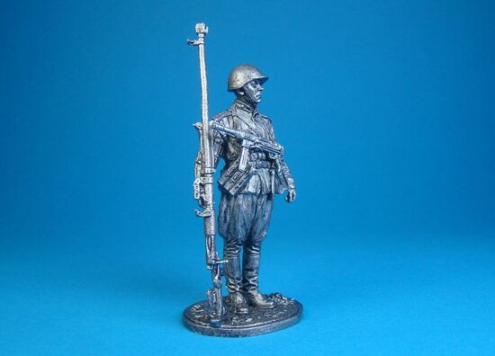 Наводчик противотанкового ружья мл. сержант пехоты Красной Армии, 1943-1945 года