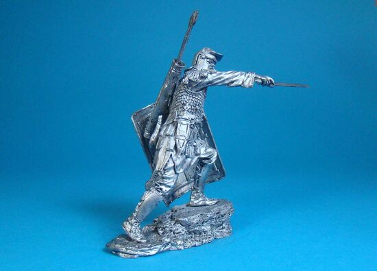 Римский легионер, идущий в бой, II - III век н.э.