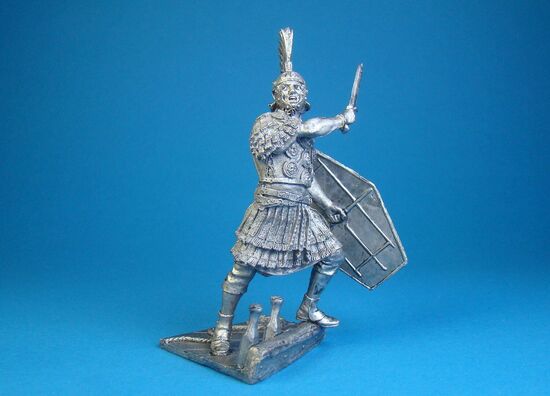 Трибун I Легиона Адиутрикс, Дунайской флотилии, середина II века до н.э.