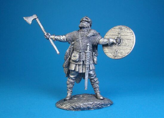 Викинг из воинов Волки Одина, IX-X века