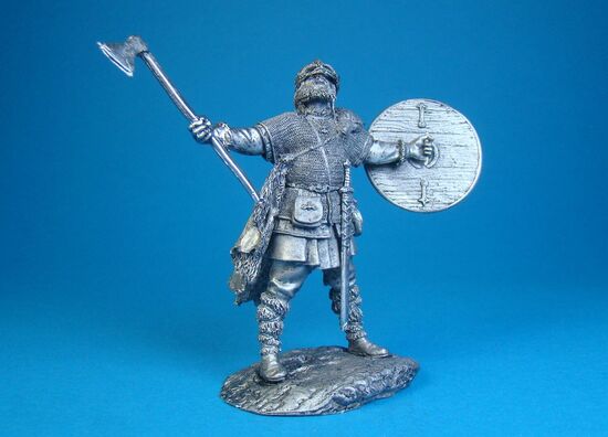 Викинг из воинов Волки Одина, IX-X века