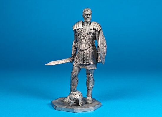 Бывший генерал ставший гладиатор Максимус