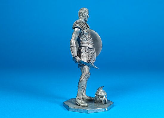 Бывший генерал ставший гладиатор Максимус