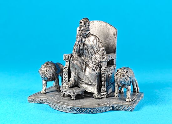 Царь Соломон на престоле Израильском