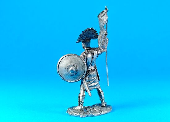 Мороний поднимает знамя свободы