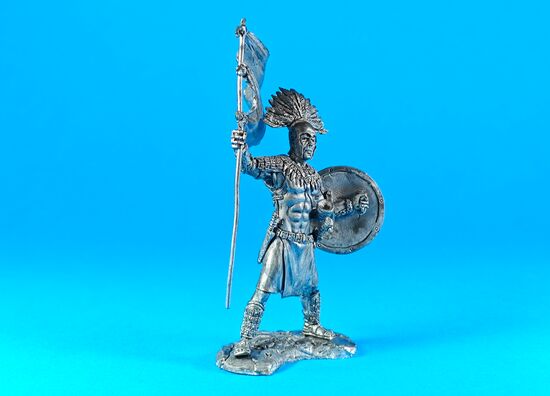 Мороний поднимает знамя свободы