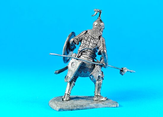 Татаро-монгольский воин с копьем, XIV век