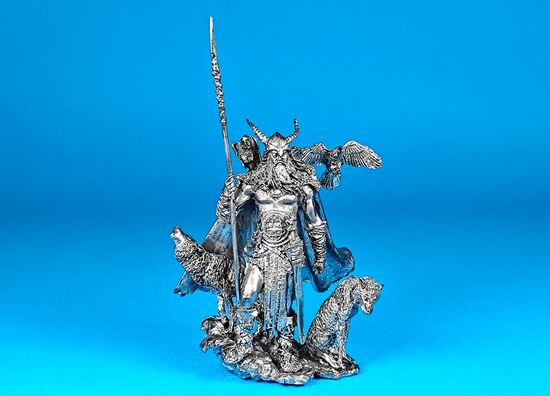 Верховный Бог Один владыка Асов