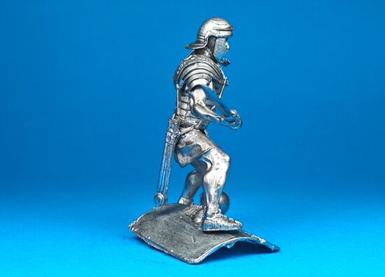 Легионер  VII-го  Клавдиева легиона, I век н.э.