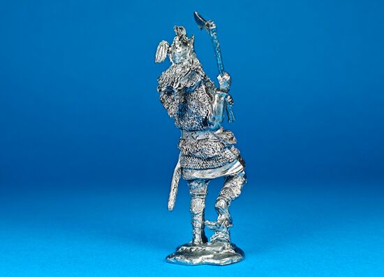 Викинг с топором, IX-X век