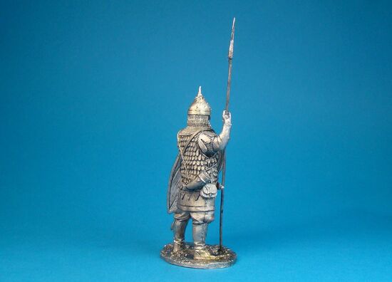 Русский дружинник готовый к бою, XIV век