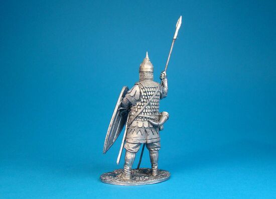 Русский дружинник готовый к бою, XIV век