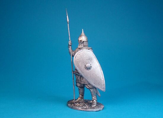 Русский дружинник готовый к бою, XIV век