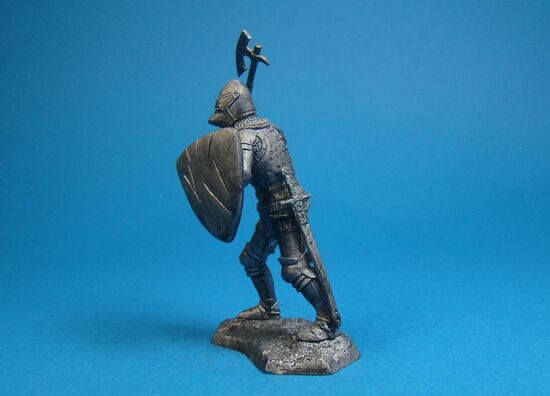 Рыцарь с топором, XІV век