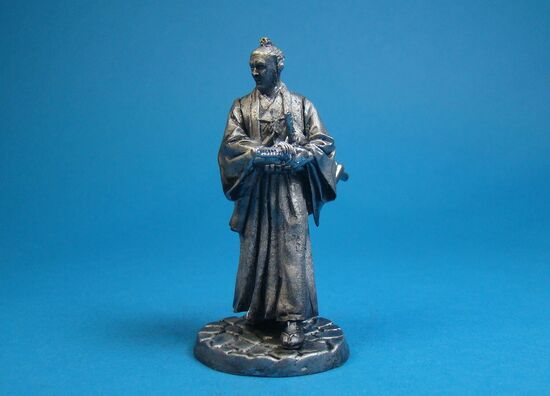 Самурай в традиционной одежде