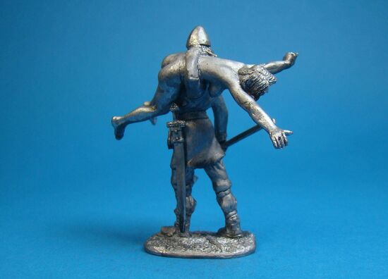 Викинг с добычей