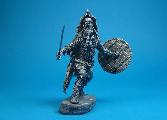 Викинг воин волк