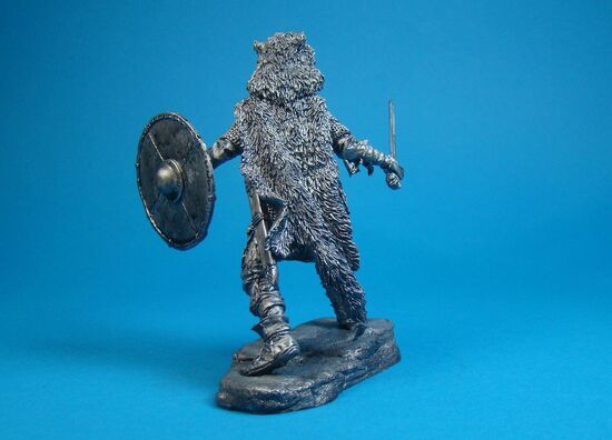 Викинг воин волк