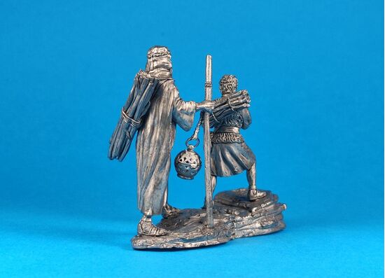 Авраам с Исааком поднимаются на гору