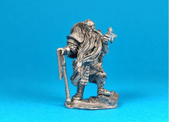 Повелитель Дворфов по имени Друнегар Хранитель Рун