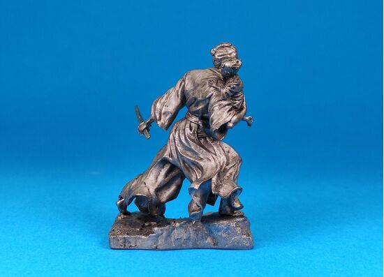 Самурай защищает своего сына