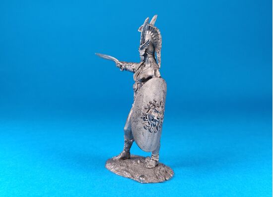 Амазонка-гладиатор с фалькатой