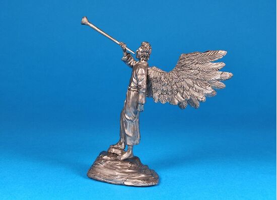 Ангел несущий весть о Вечном Евангелие