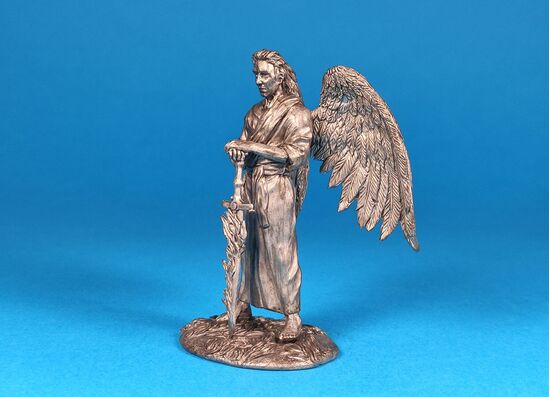 Херувим охраняет Эдемский сад