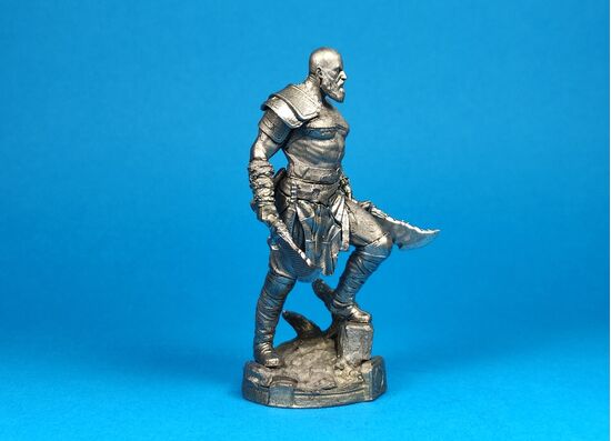 Кратос полубог и сын Зевса