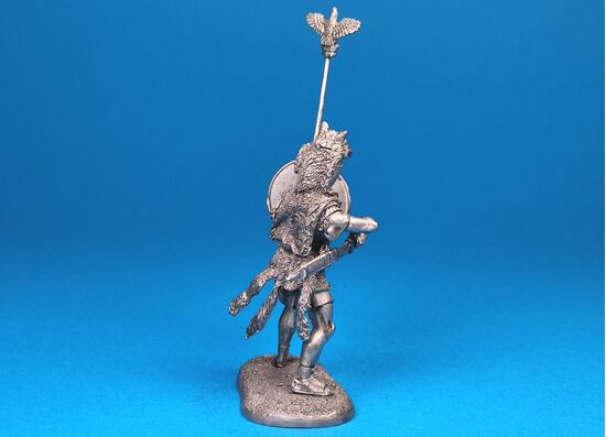 Аквилифер в битве при Каннах под командованием консула Гая Теренция Варрона, 216 год до н.э.