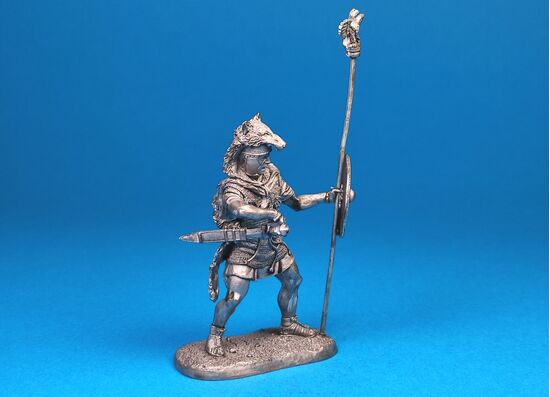 Аквилифер в битве при Каннах под командованием консула Гая Теренция Варрона, 216 год до н.э.